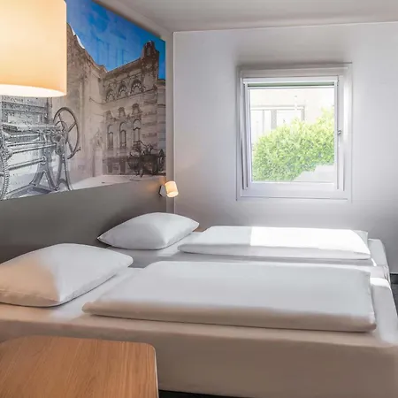 Dueren Hotel 3*